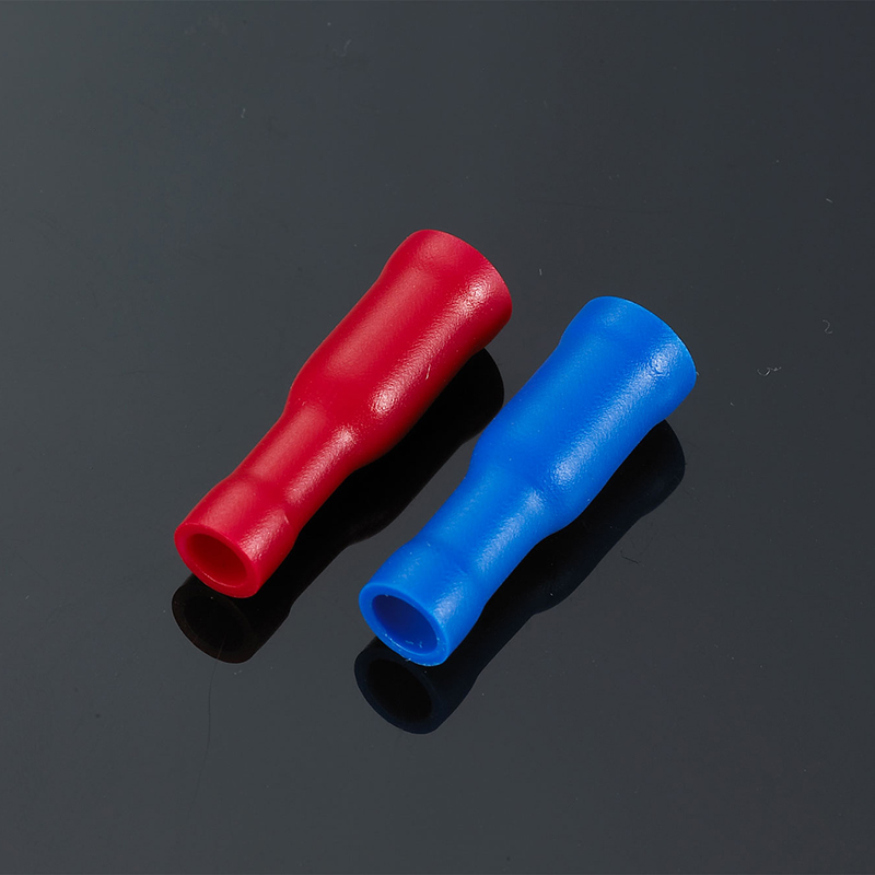 Fully insulated female quick disconnects
